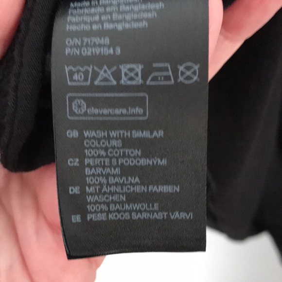 🖤H&M BASIC T-SHIRT SIZE LARGE BLACK  GREAT CONDITION! - Picture 4 of 4